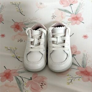 Stride Rite baby shoes size 4.